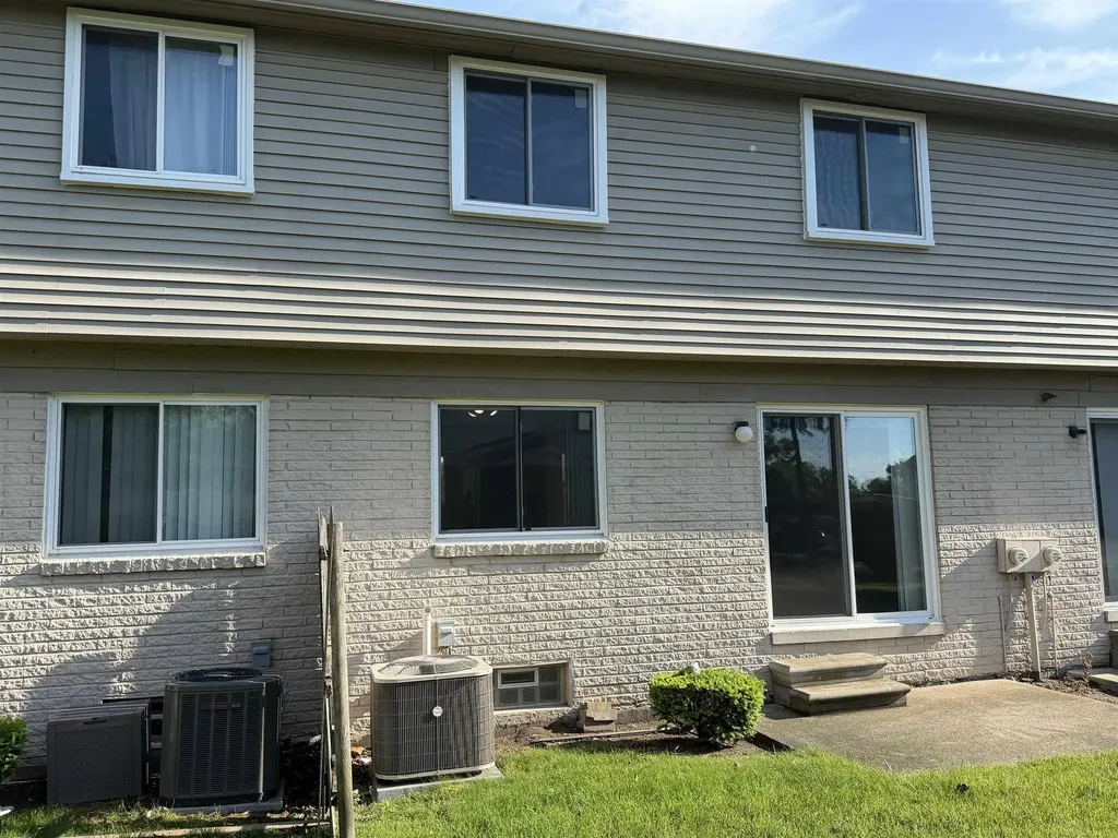 2208 Orchard Crest Street Shelby Charter Township MI 48317