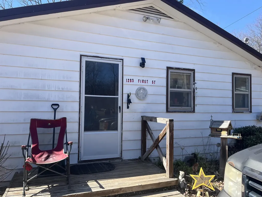 1283 First Street Lincoln Township MI 48633