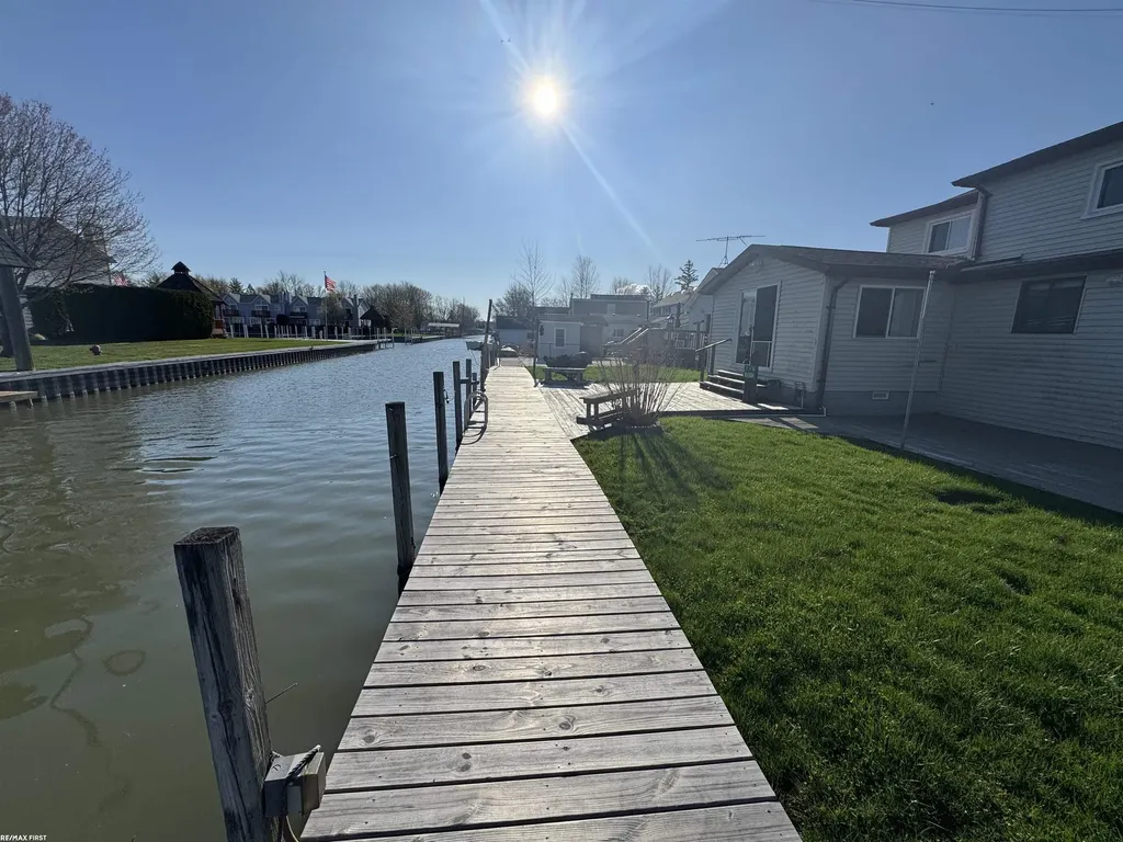 710 Ruskin Avenue Algonac City MI 48001