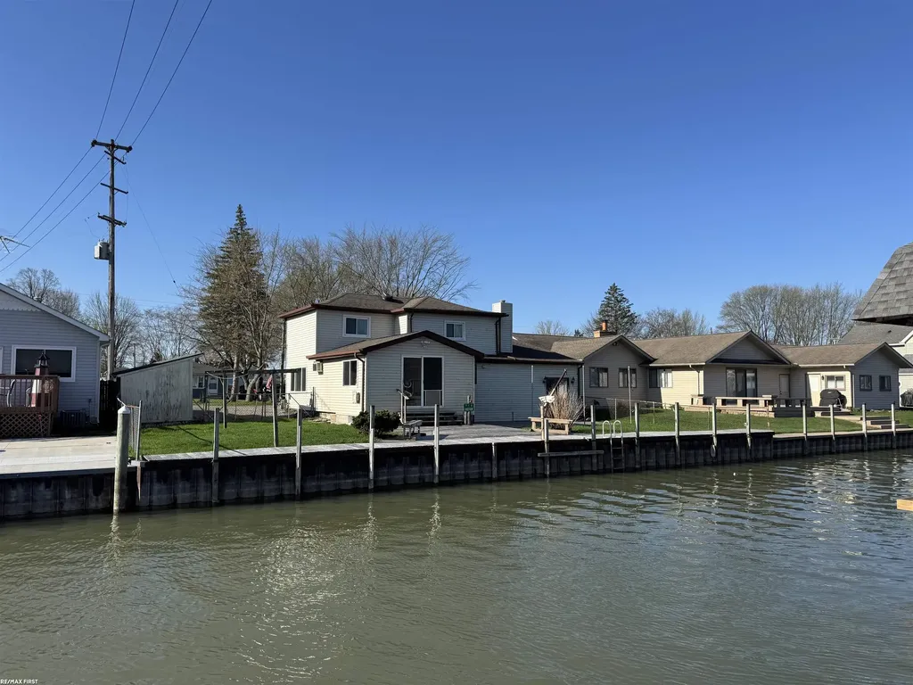 710 Ruskin Avenue Algonac City MI 48001