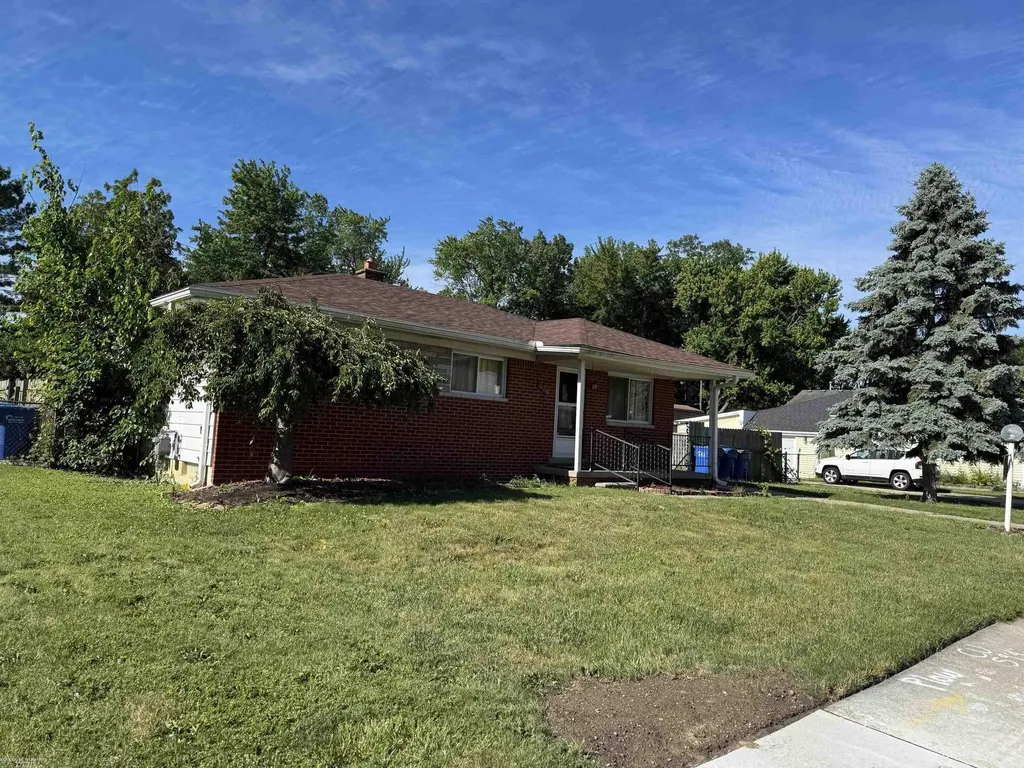 14510 Hoerning Avenue Warren City MI 48088