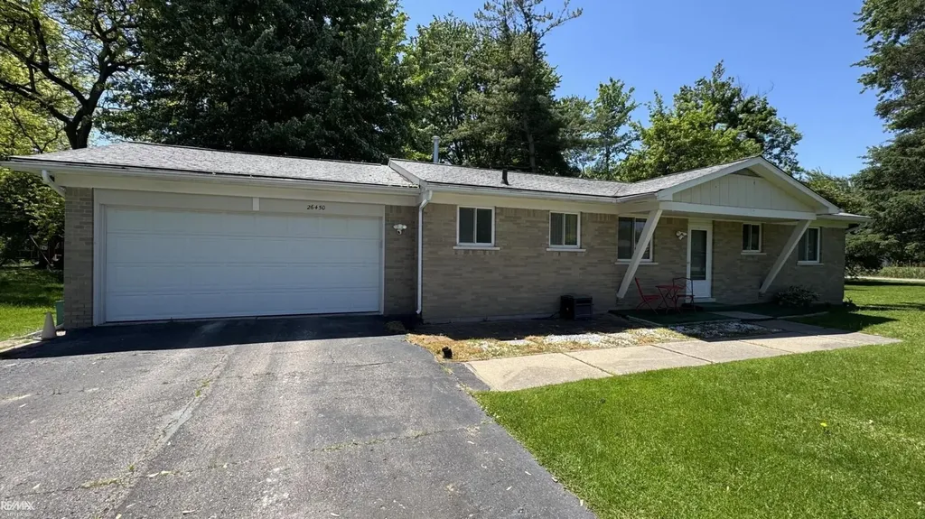 26450 South River Road Harrison Charter Township MI 48045