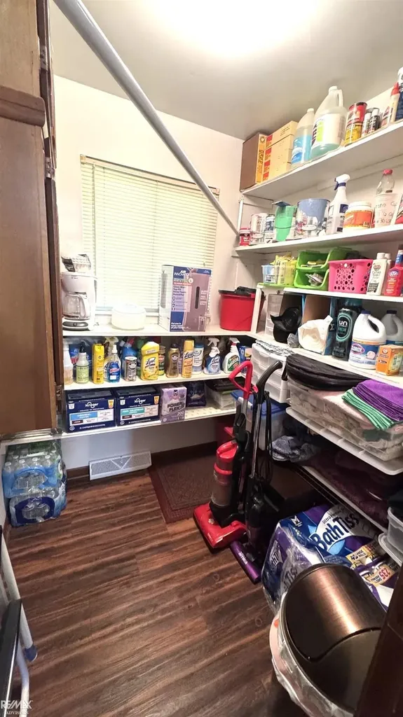 26450 South River Road Harrison Charter Township MI 48045