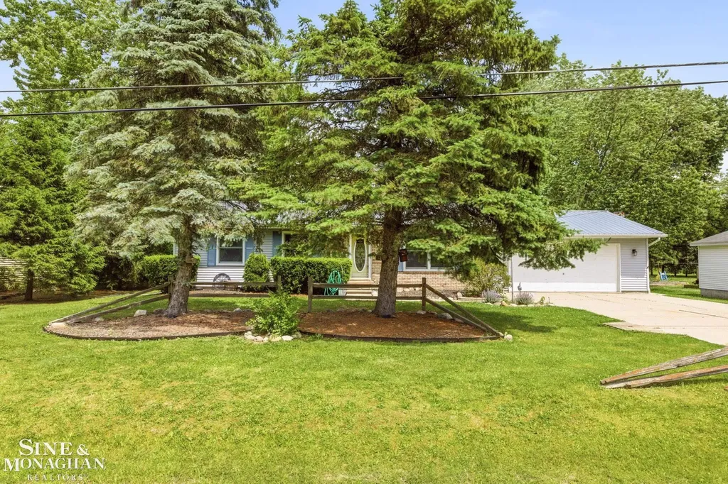 660 Range Road Marysville City MI 48040