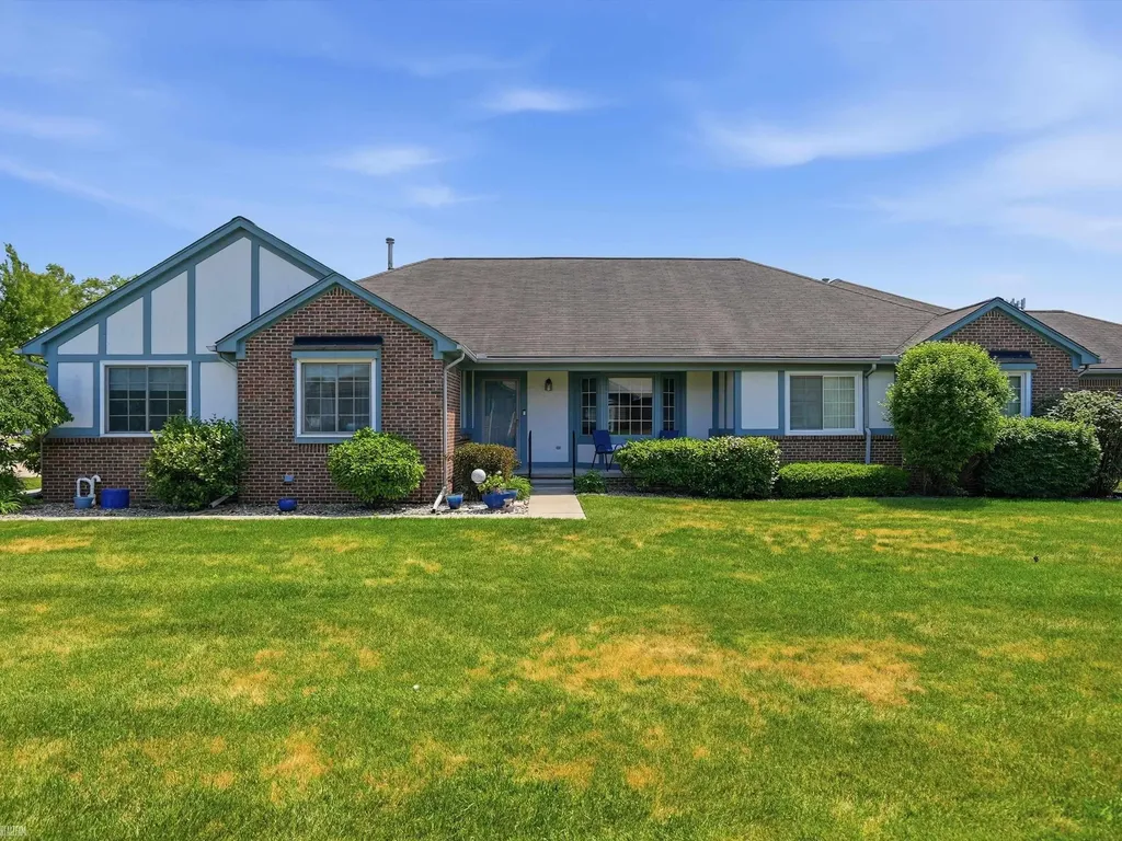 45461 Nottingham Drive Macomb Township MI 48044