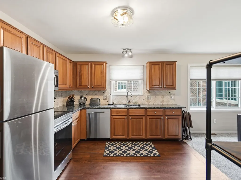 45461 Nottingham Drive Macomb Township MI 48044