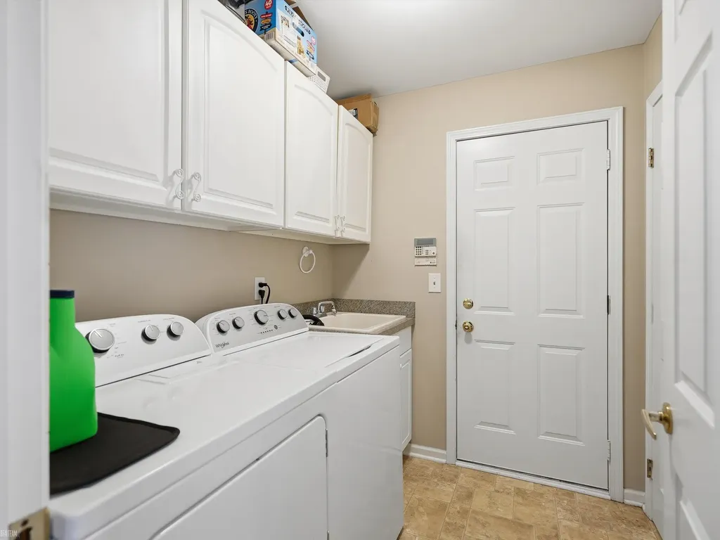 45461 Nottingham Drive Macomb Township MI 48044