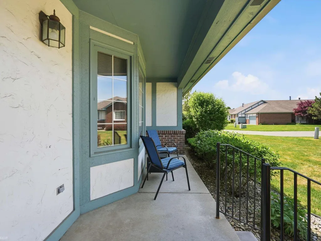 45461 Nottingham Drive Macomb Township MI 48044
