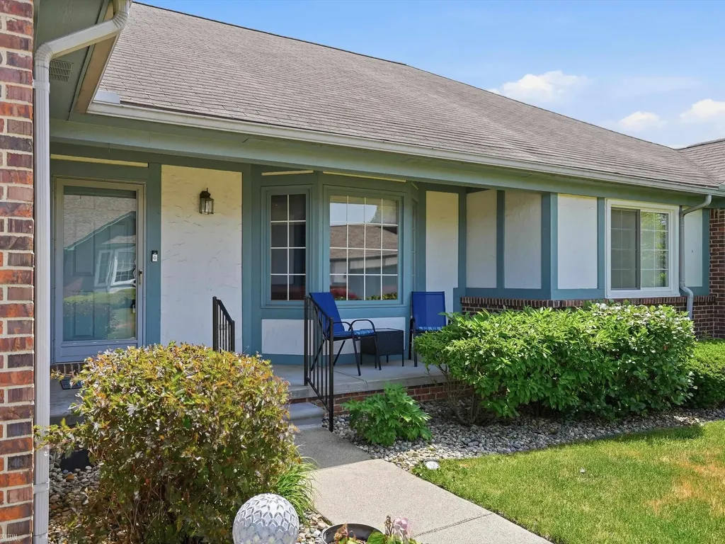 45461 Nottingham Drive Macomb Township MI 48044