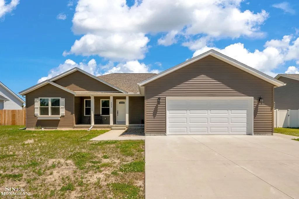 243 Oregon Avenue Marysville City MI 48040