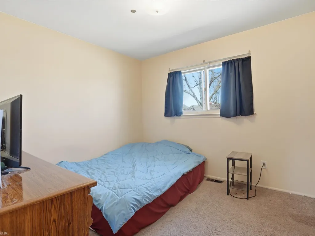 21612 Bon Brae Street St. Clair Shores City MI 48081