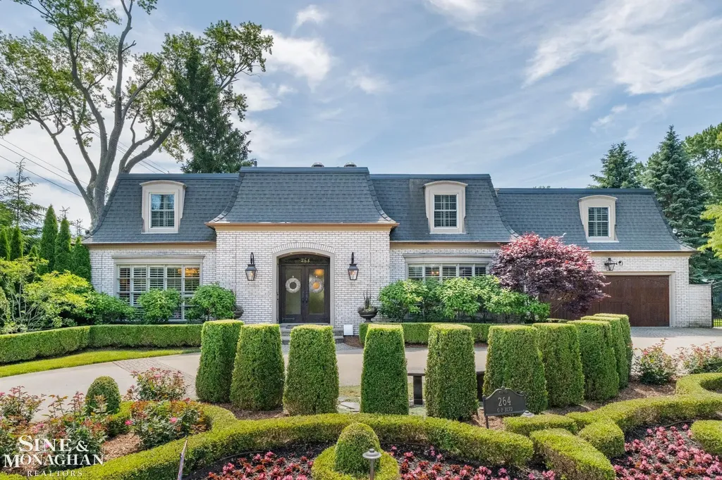 264 Grosse Pointe Boulevard Grosse Pointe Farms City MI 48236