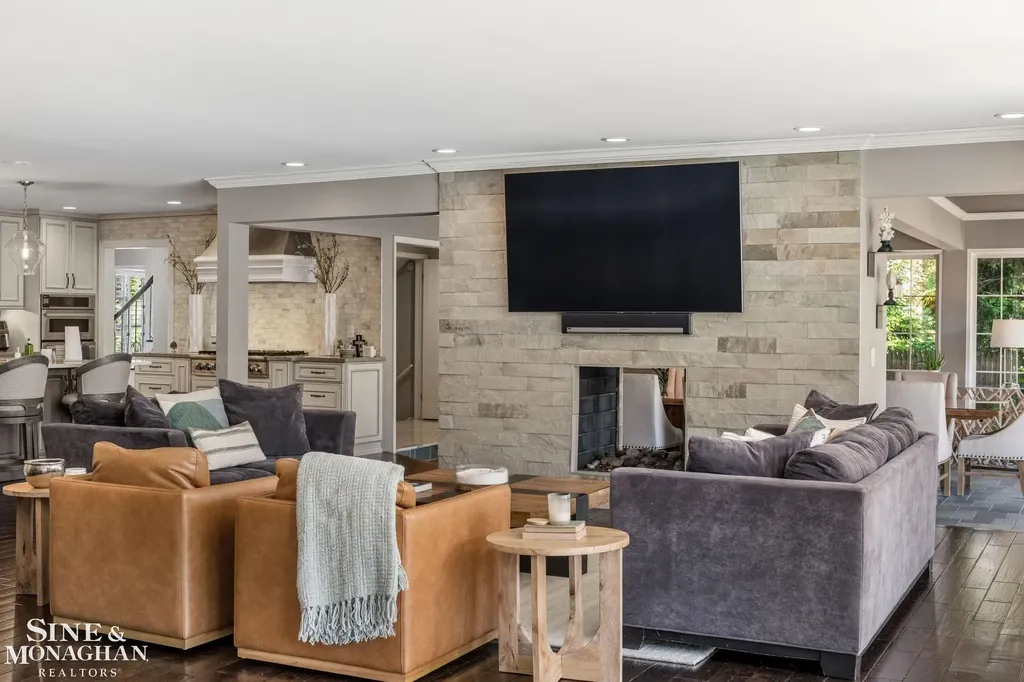 264 Grosse Pointe Boulevard Grosse Pointe Farms City MI 48236