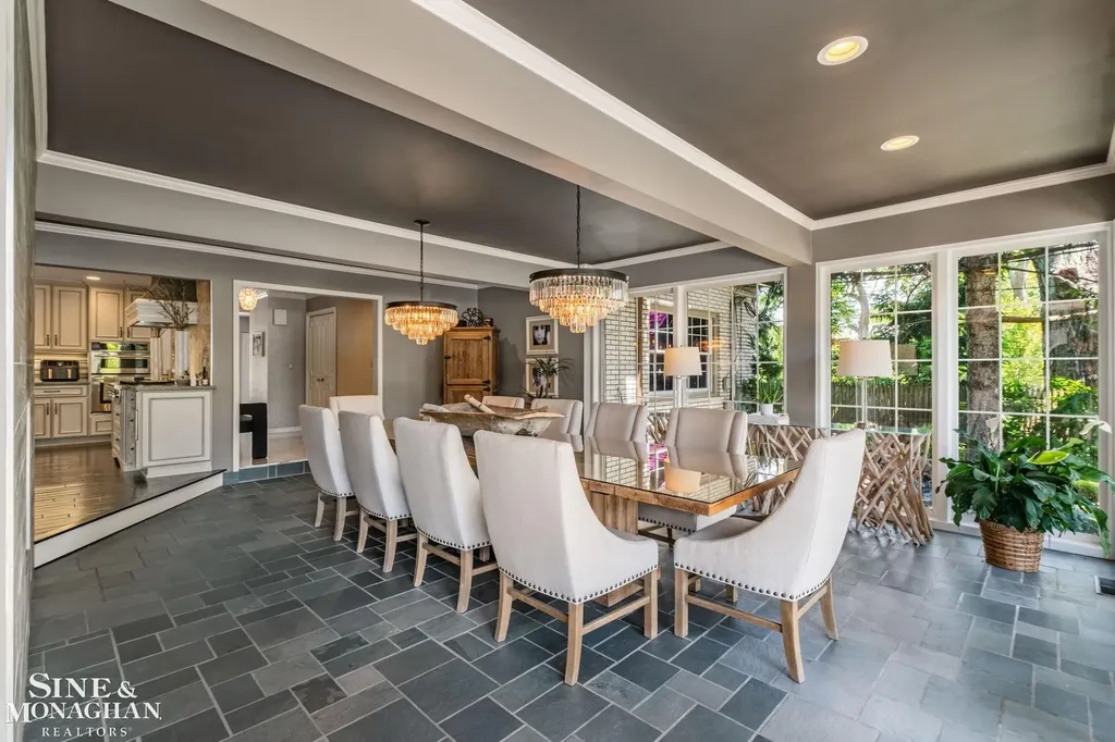 264 Grosse Pointe Boulevard Grosse Pointe Farms City MI 48236