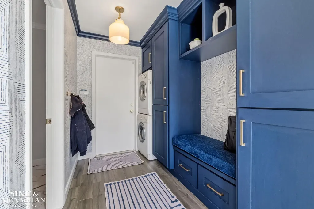 264 Grosse Pointe Boulevard Grosse Pointe Farms City MI 48236
