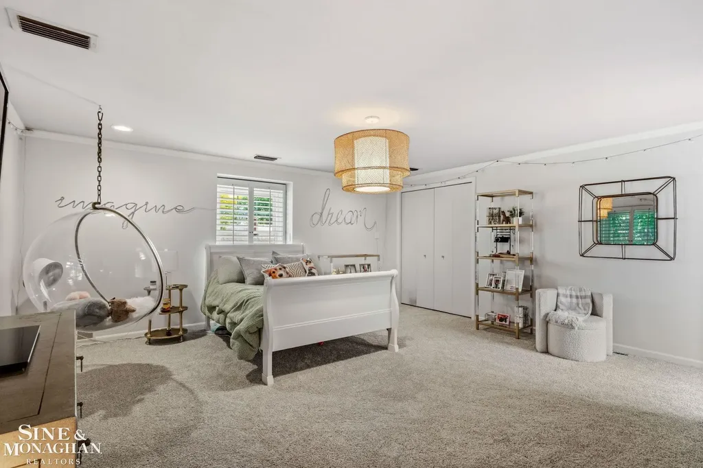 264 Grosse Pointe Boulevard Grosse Pointe Farms City MI 48236