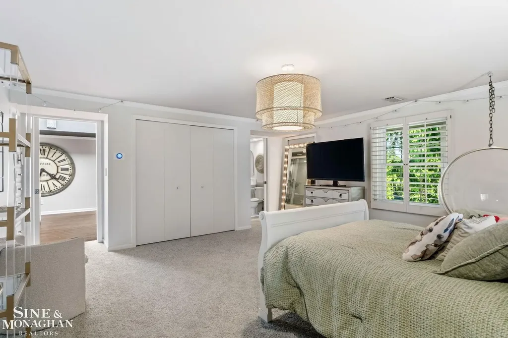 264 Grosse Pointe Boulevard Grosse Pointe Farms City MI 48236