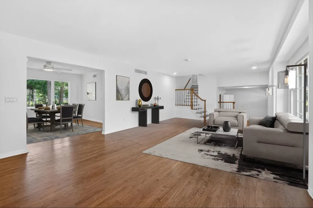 2049 Shore Hill Drive West Bloomfield Charter Township MI 48323