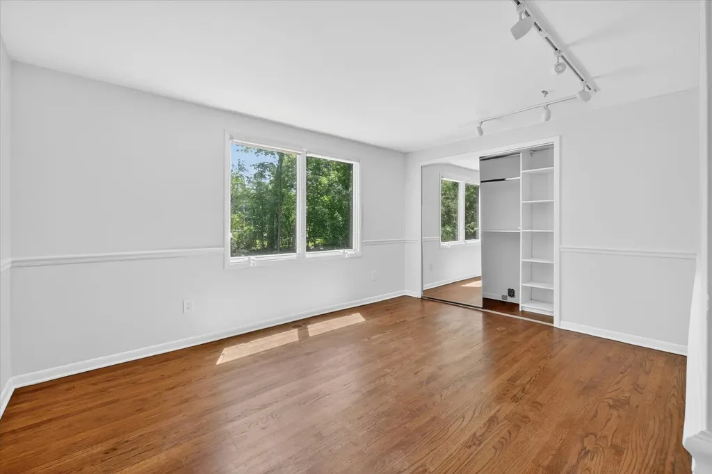 2049 Shore Hill Drive West Bloomfield Charter Township MI 48323
