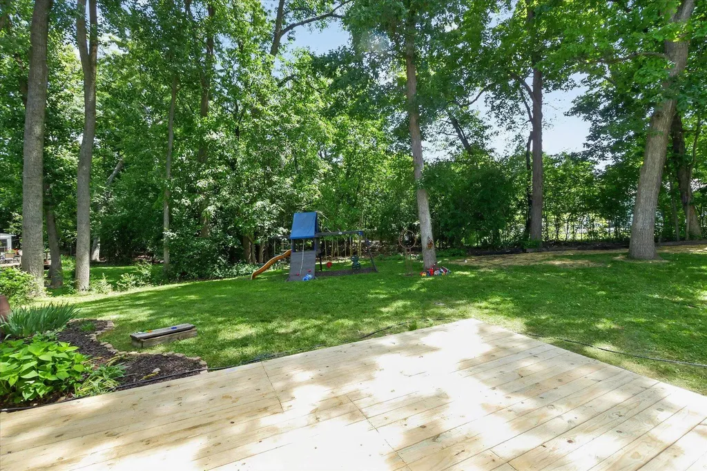 2049 Shore Hill Drive West Bloomfield Charter Township MI 48323