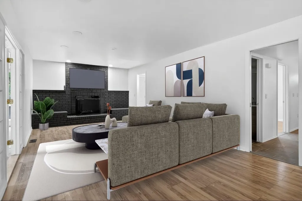 2049 Shore Hill Drive West Bloomfield Charter Township MI 48323
