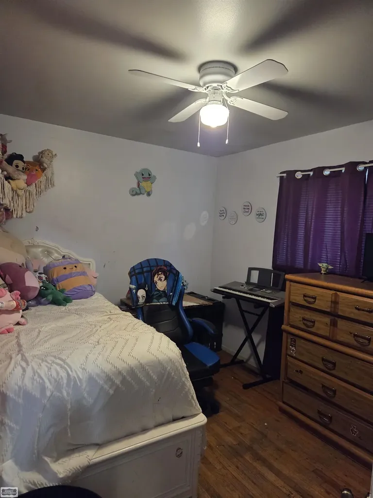27697 Larry Street Roseville City MI 48066