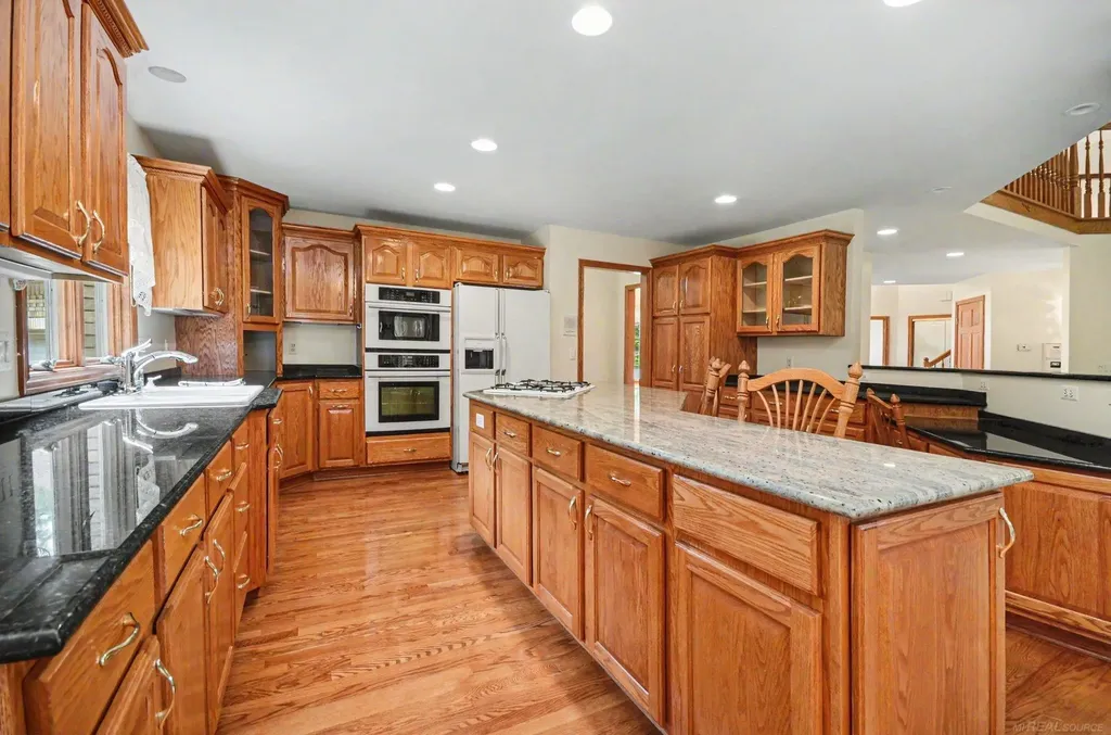 11684 Majestic Court Shelby Charter Township MI 48315