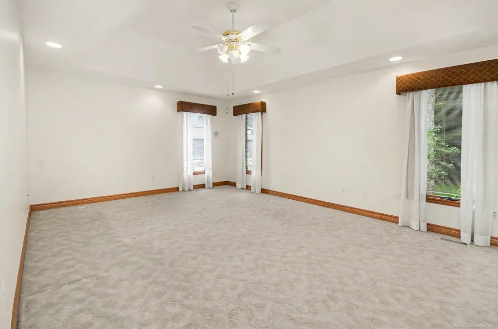 11684 Majestic Court Shelby Charter Township MI 48315