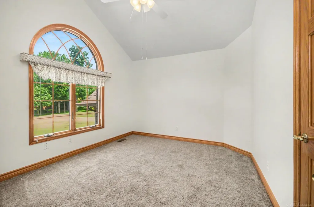 11684 Majestic Court Shelby Charter Township MI 48315