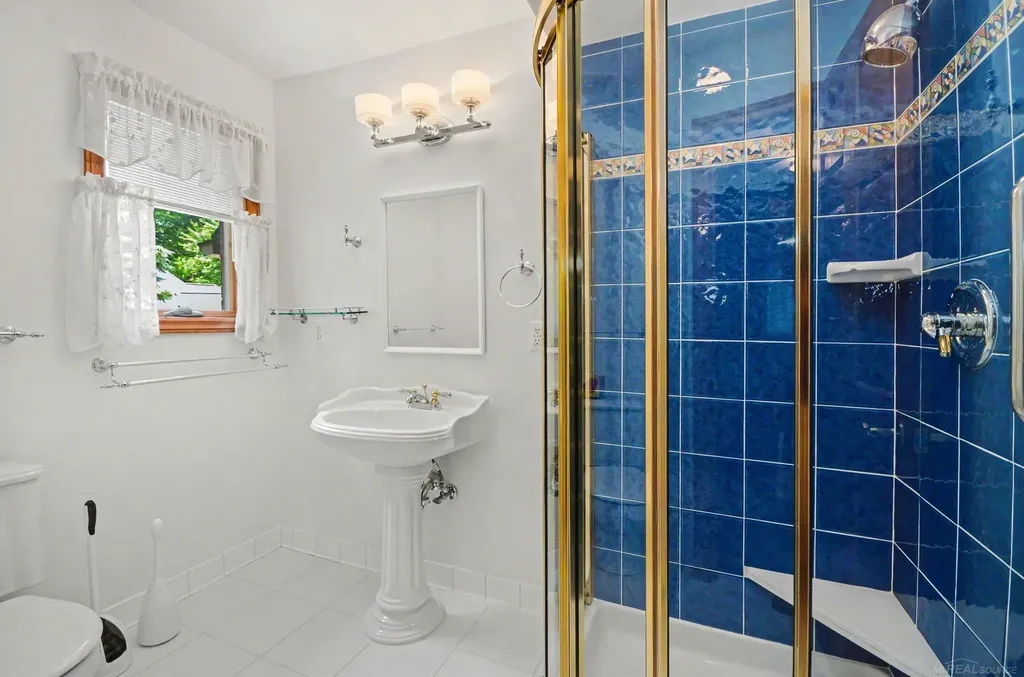 11684 Majestic Court Shelby Charter Township MI 48315