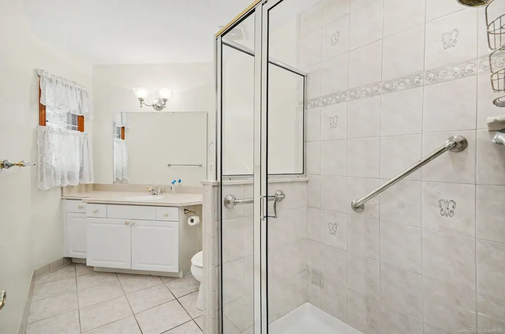 11684 Majestic Court Shelby Charter Township MI 48315