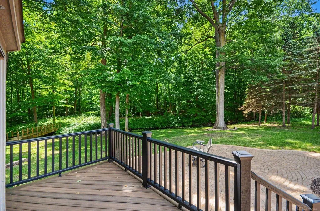 11684 Majestic Court Shelby Charter Township MI 48315