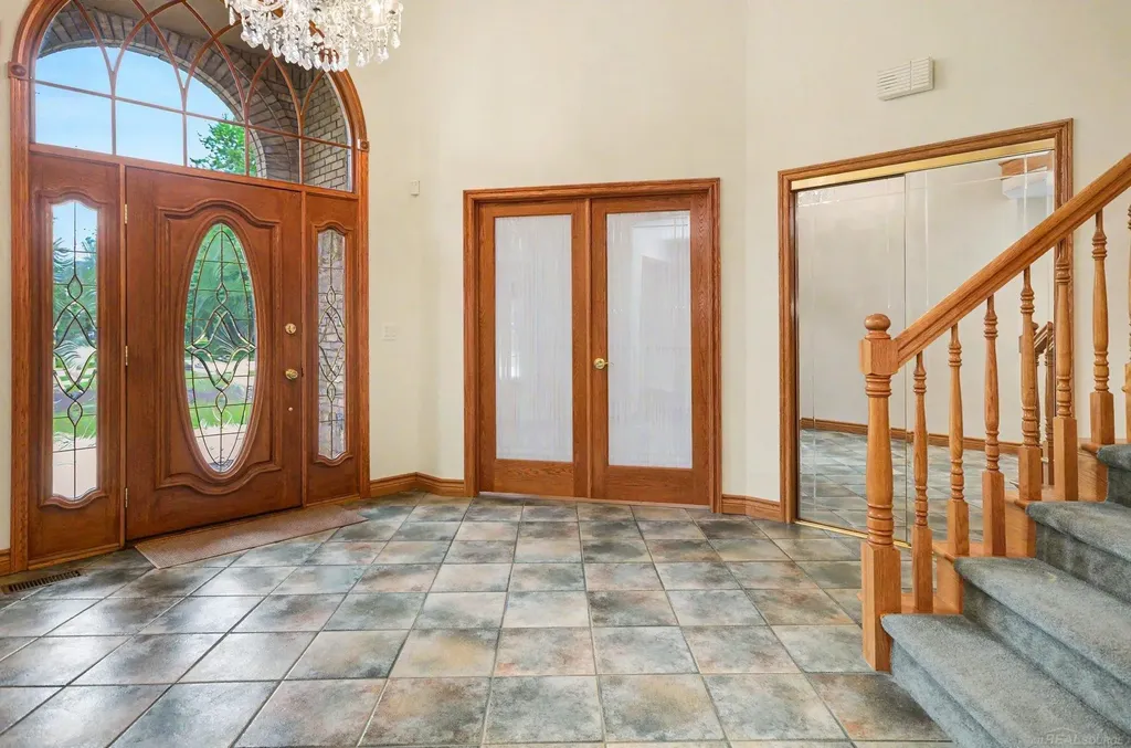 11684 Majestic Court Shelby Charter Township MI 48315