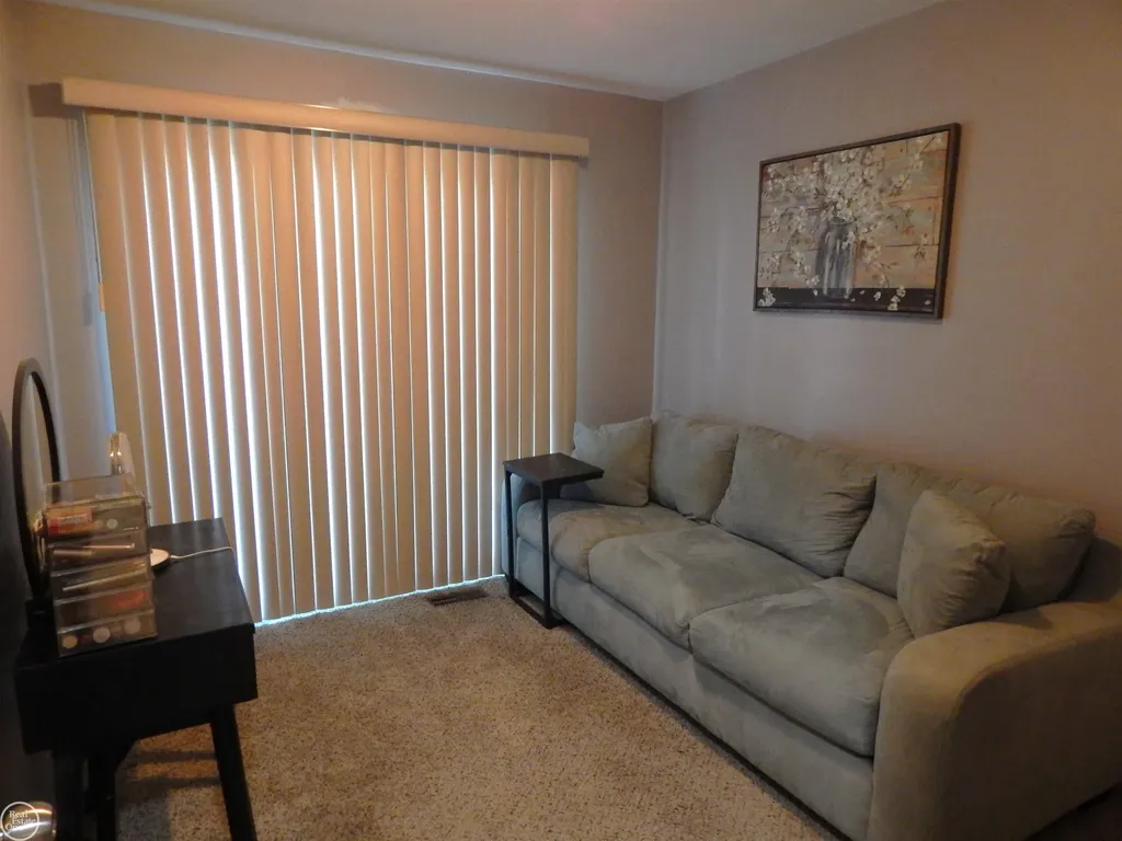 27200 Larchmont Street St. Clair Shores City MI 48081