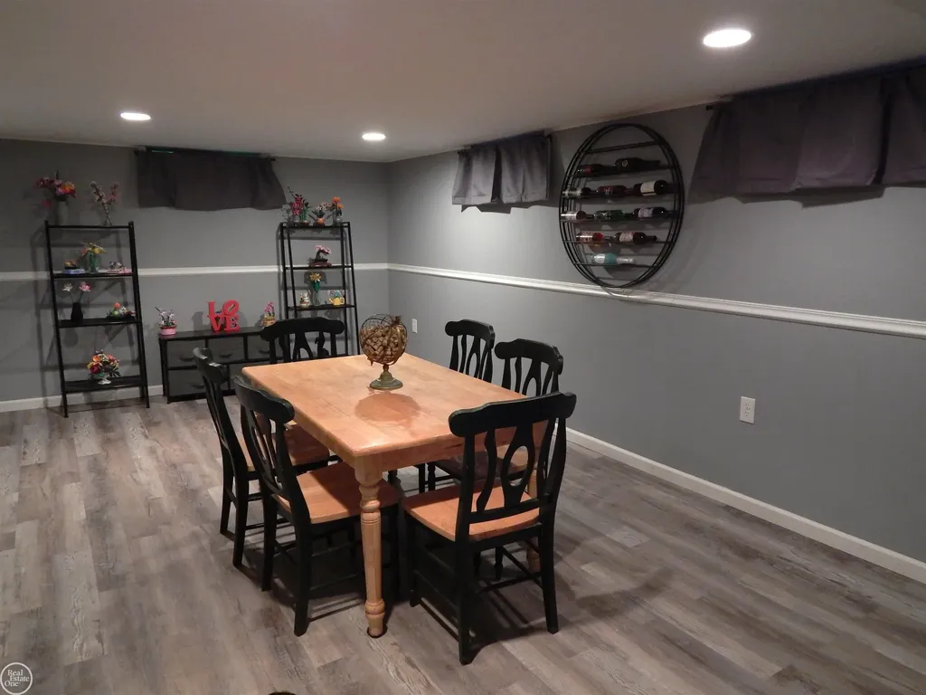 27200 Larchmont Street St. Clair Shores City MI 48081