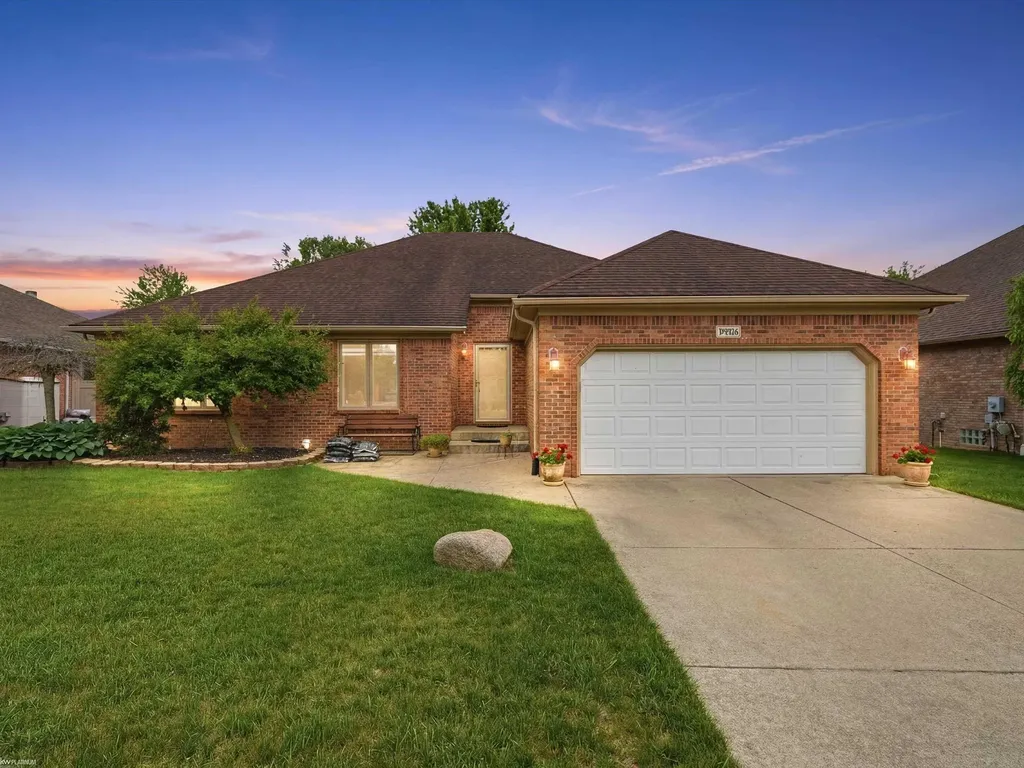 19866 Barchester Drive Macomb Township MI 48044