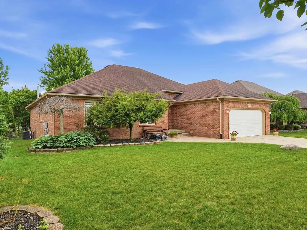 19866 Barchester Drive Macomb Township MI 48044
