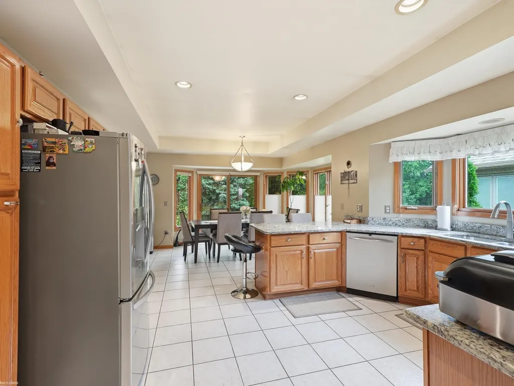 19866 Barchester Drive Macomb Township MI 48044