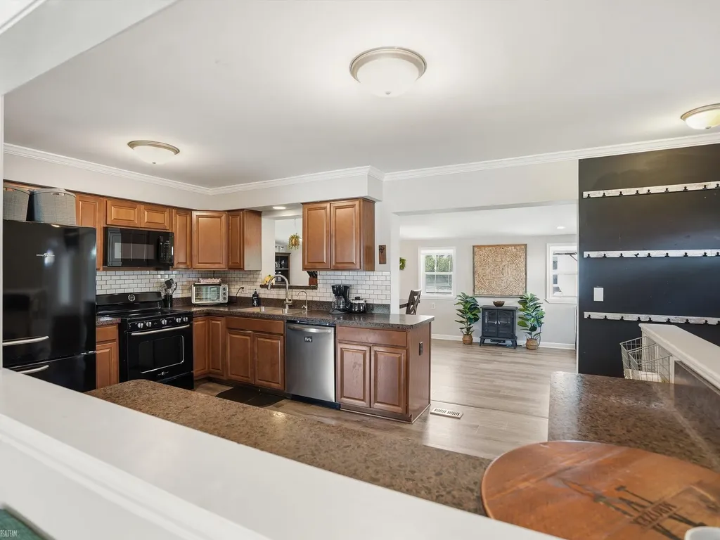 8835 Royce Drive Sterling Heights City MI 48313