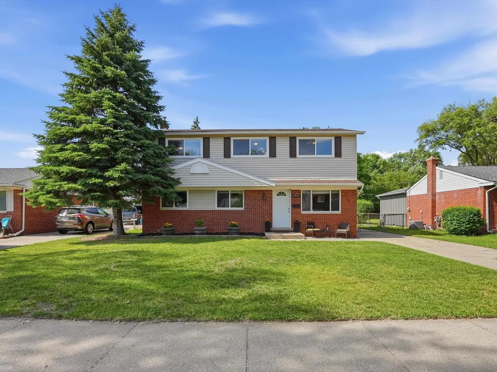 8835 Royce Drive Sterling Heights City MI 48313