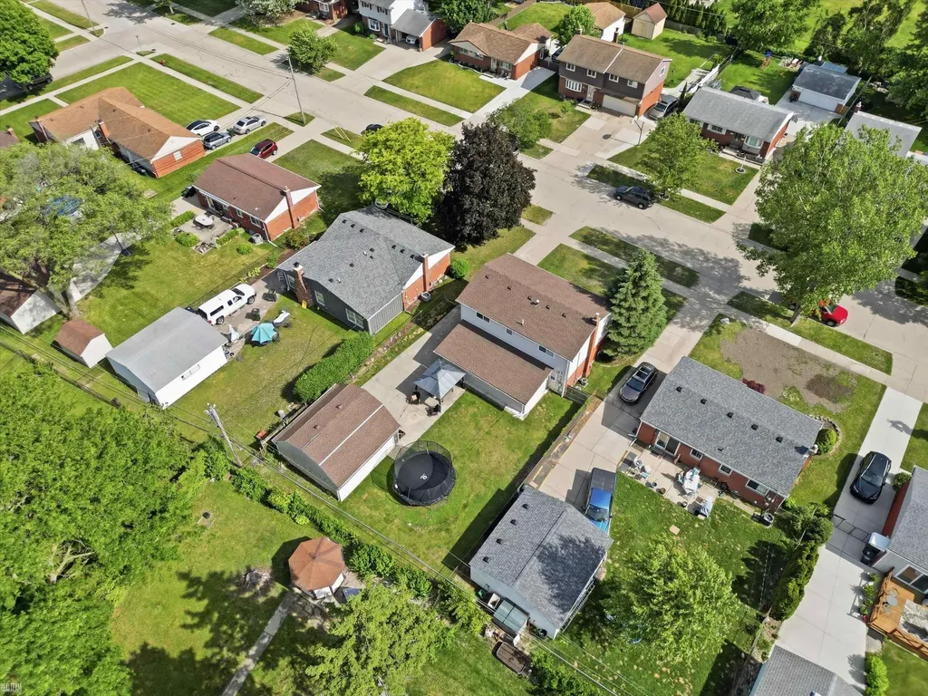 8835 Royce Drive Sterling Heights City MI 48313