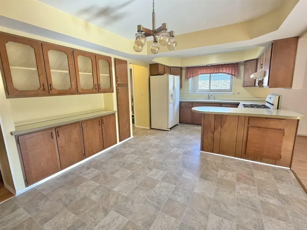 36757 Adele Dr Drive Sterling Heights City MI 48312