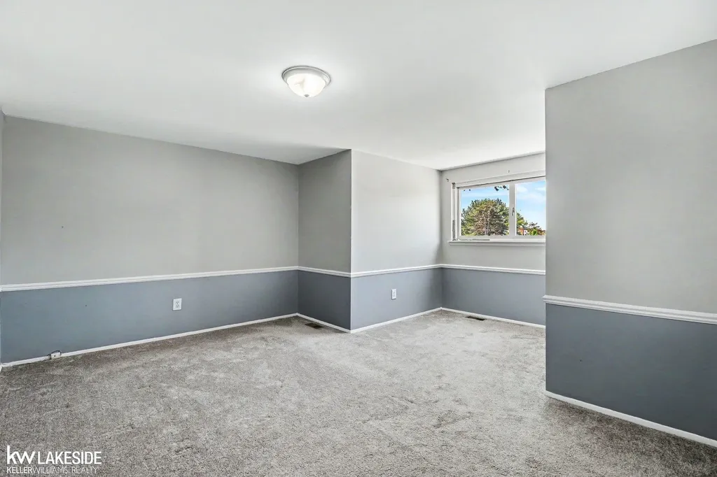 33128 Richard O Drive Sterling Heights City MI 48310