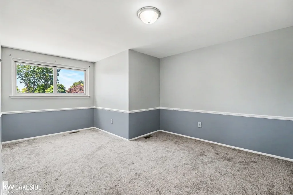 33128 Richard O Drive Sterling Heights City MI 48310