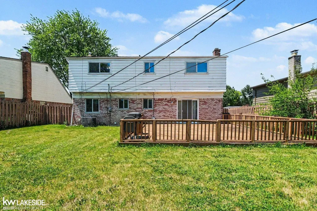 33128 Richard O Drive Sterling Heights City MI 48310