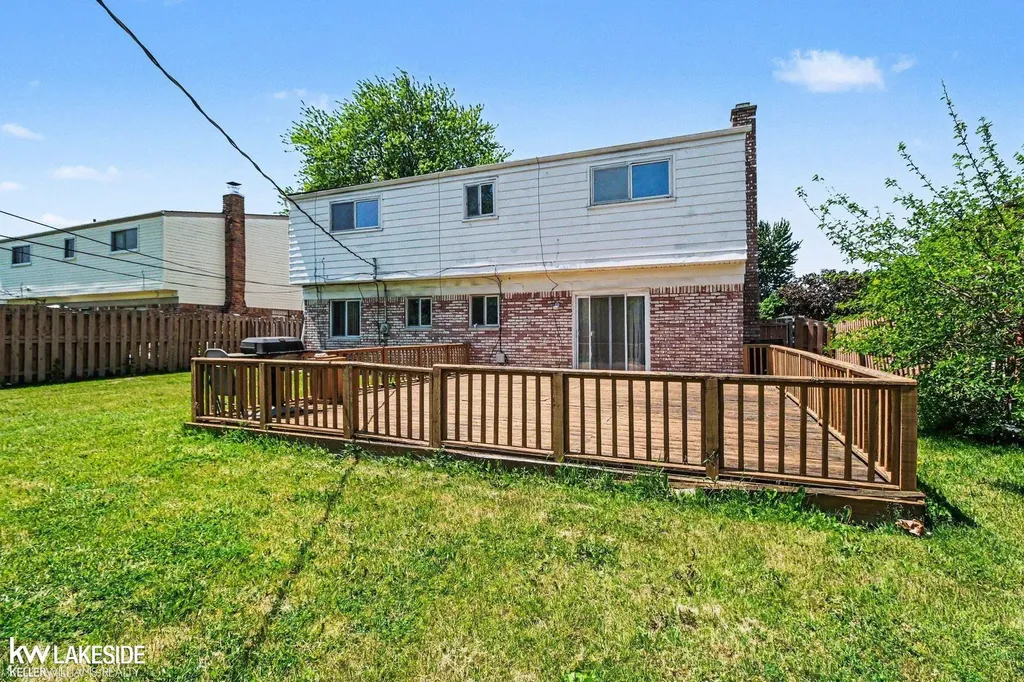 33128 Richard O Drive Sterling Heights City MI 48310