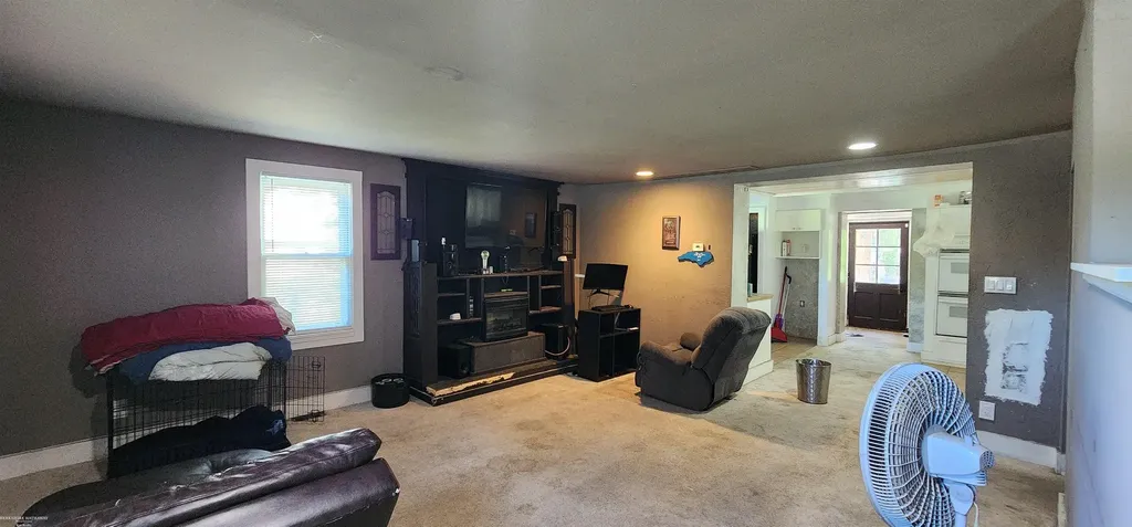 23335 Koths Street Taylor City MI 48180
