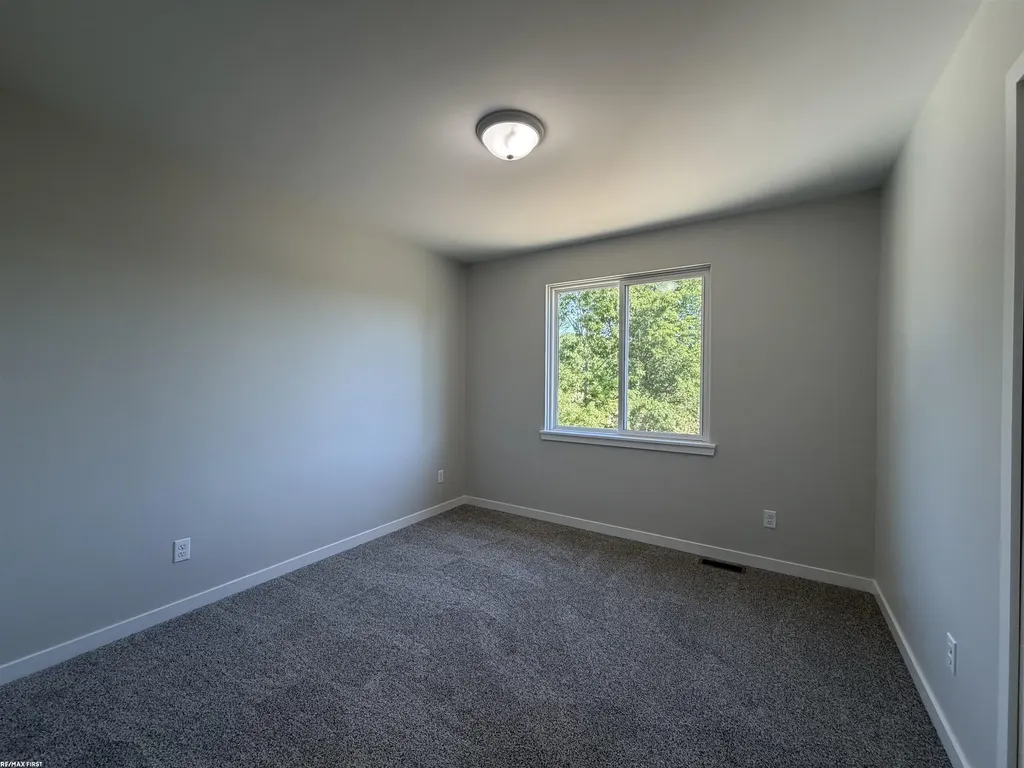 30343 Weathervane Woods Drive New Haven Village MI 48048