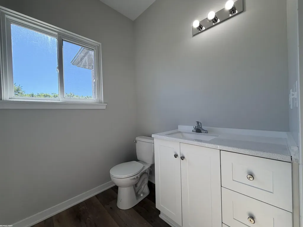 30343 Weathervane Woods Drive New Haven Village MI 48048