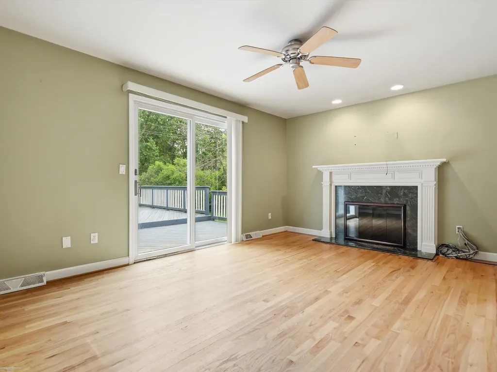 38450 Elmite Street Harrison Charter Township MI 48045